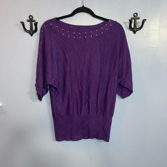 United States Sweaters Petite Large Short Sleeve Purple with Studs - Picture 1 of 6